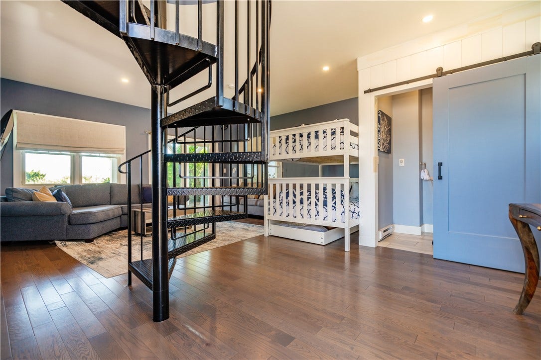 14 East Pointe Court, South Kingstown, RI 02879 14 East Pointe Court, South Kingstown, RI 02879