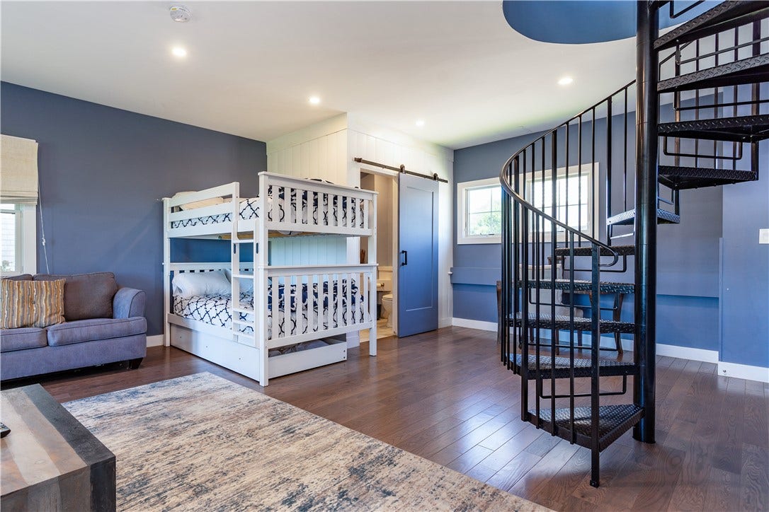 14 East Pointe Court, South Kingstown, RI 02879 14 East Pointe Court, South Kingstown, RI 02879
