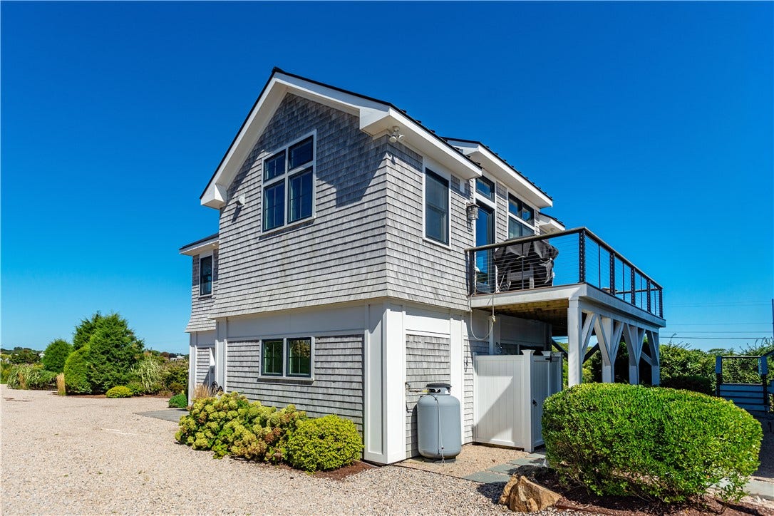 14 East Pointe Court, South Kingstown, RI 02879 14 East Pointe Court, South Kingstown, RI 02879