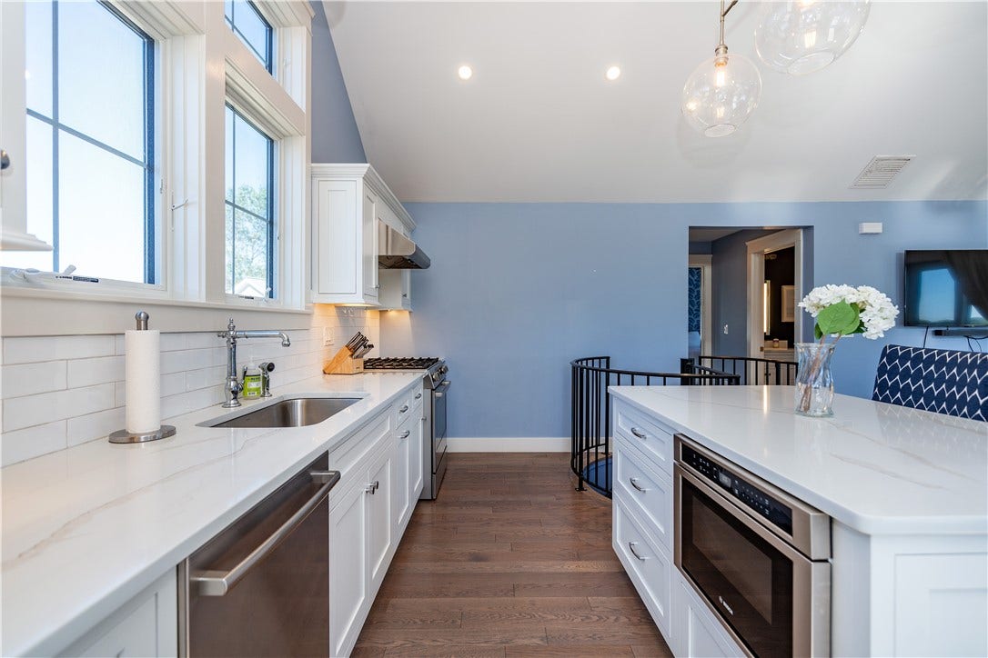 14 East Pointe Court, South Kingstown, RI 02879 14 East Pointe Court, South Kingstown, RI 02879