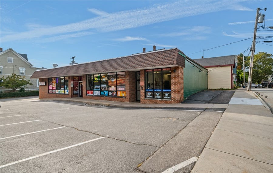 Property photo for 236 Broadway Avenue, Newport, RI