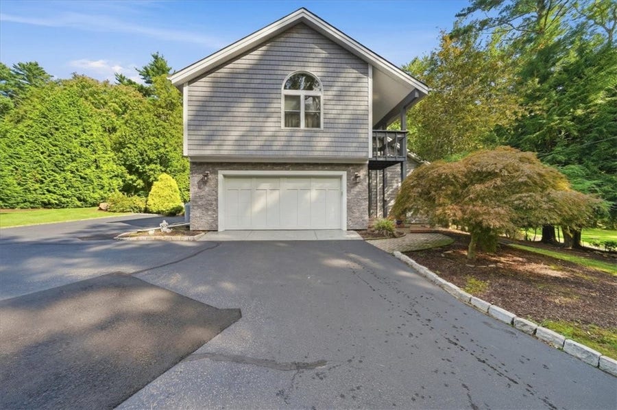 Property photo for 653 Ten Rod Road, Exeter, RI