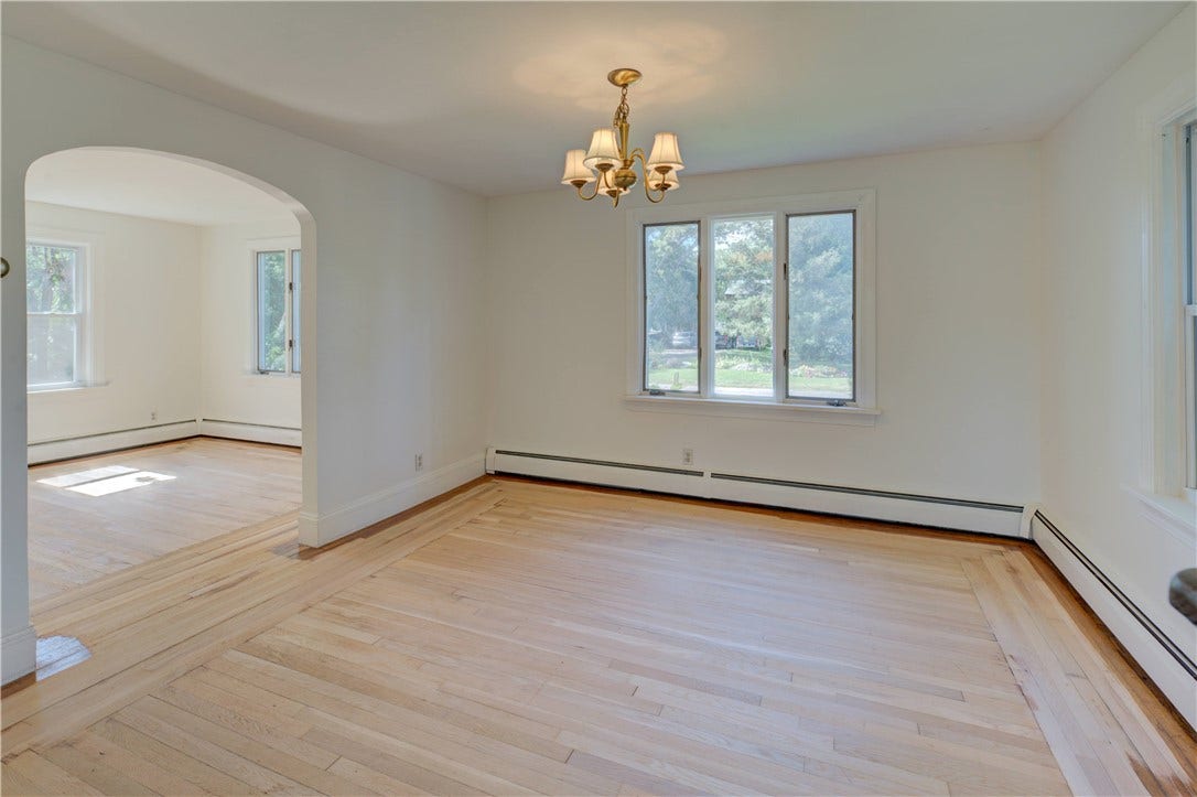 73 South River Drive, Narragansett, RI 02882 73 South River Drive, Narragansett, RI 02882