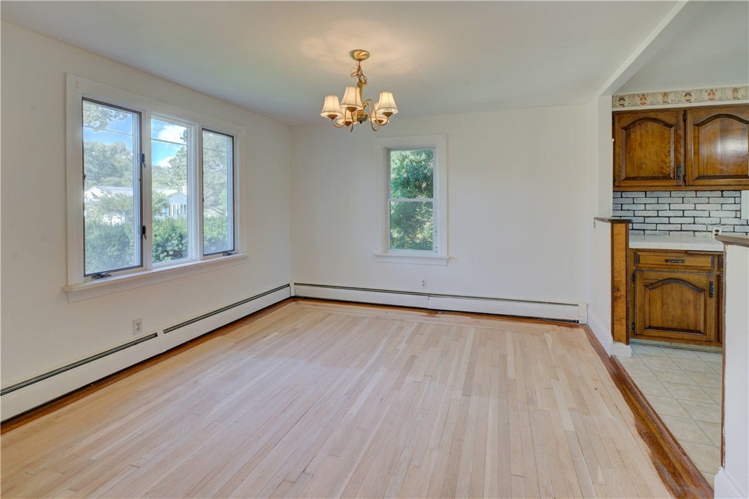 73 South River Drive, Narragansett, RI 02882 73 South River Drive, Narragansett, RI 02882