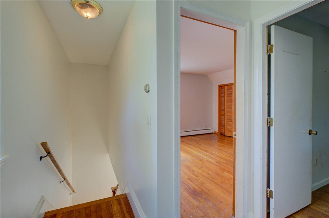 73 South River Drive, Narragansett, RI 02882 73 South River Drive, Narragansett, RI 02882