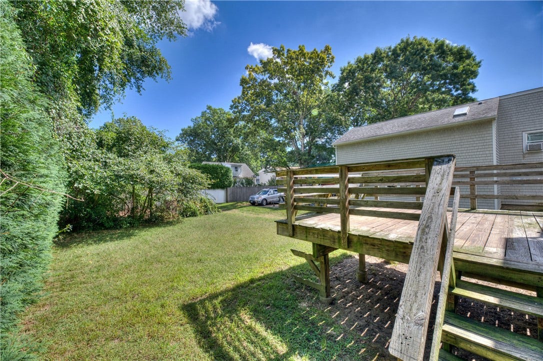 73 South River Drive, Narragansett, RI 02882 73 South River Drive, Narragansett, RI 02882