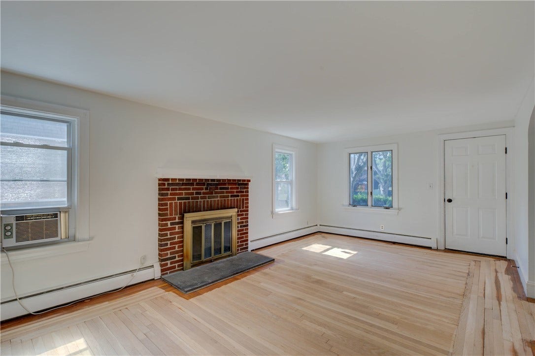 73 South River Drive, Narragansett, RI 02882 73 South River Drive, Narragansett, RI 02882