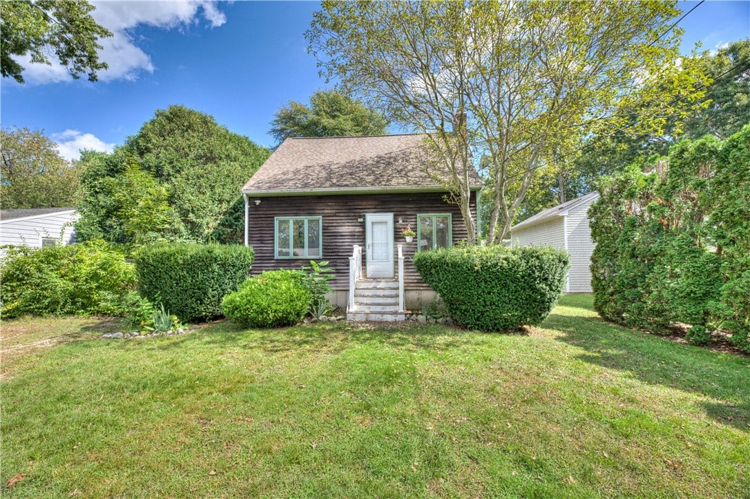73 South River Drive, Narragansett, RI 02882 73 South River Drive, Narragansett, RI 02882
