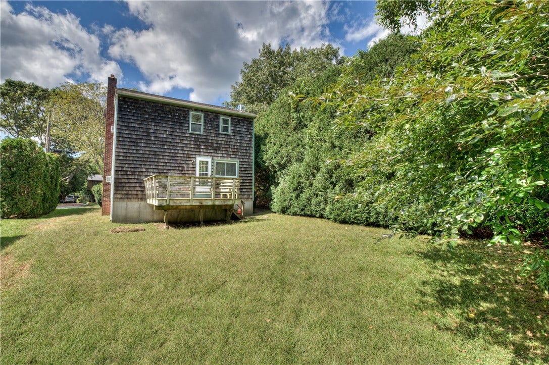73 South River Drive, Narragansett, RI 02882 73 South River Drive, Narragansett, RI 02882