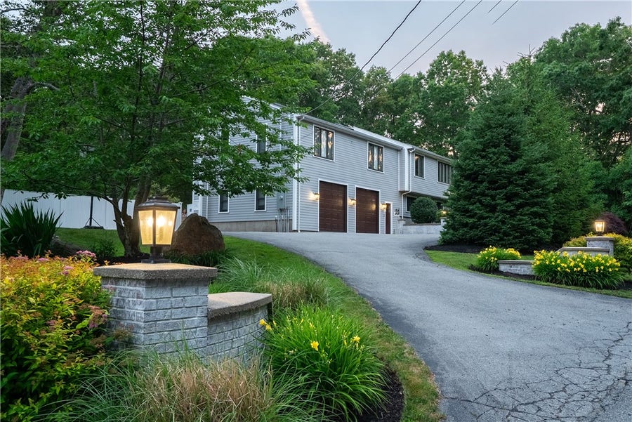 Property photo for 40 Lazywood Lane, Tiverton, RI