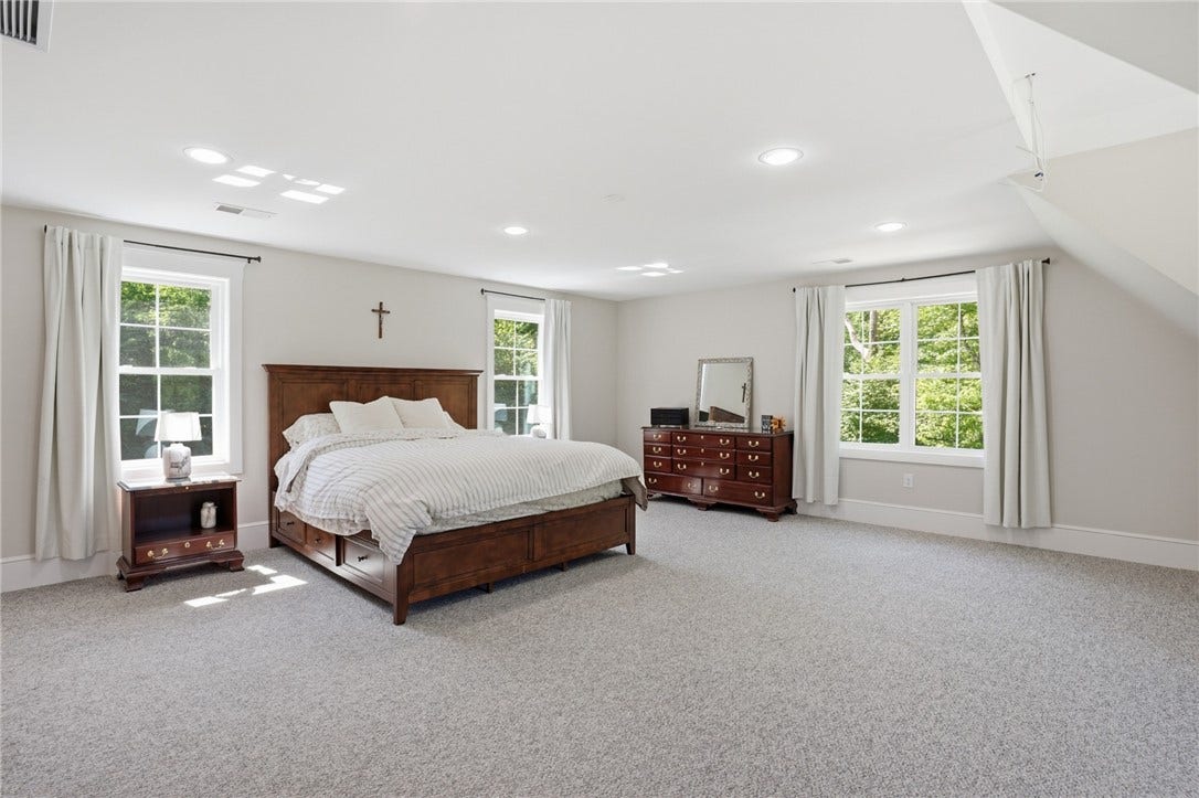 130 Jackson Schoolhouse Road, Burrillville, RI 02859 130 Jackson Schoolhouse Road, Burrillville, RI 02859