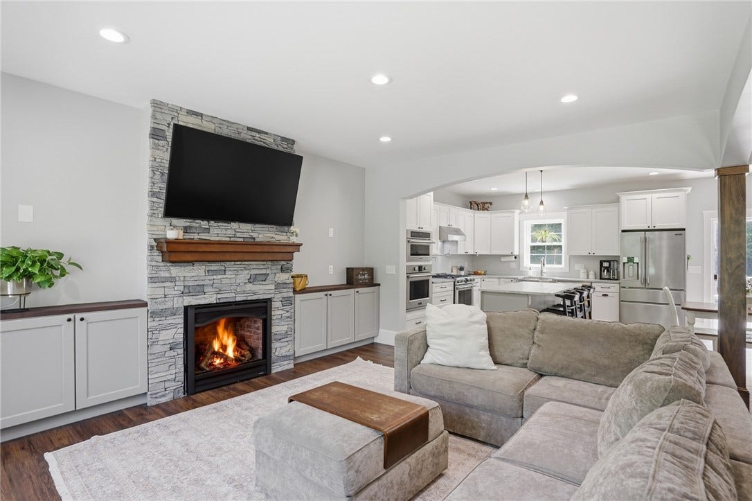 130 Jackson Schoolhouse Road, Burrillville, RI 02859 130 Jackson Schoolhouse Road, Burrillville, RI 02859