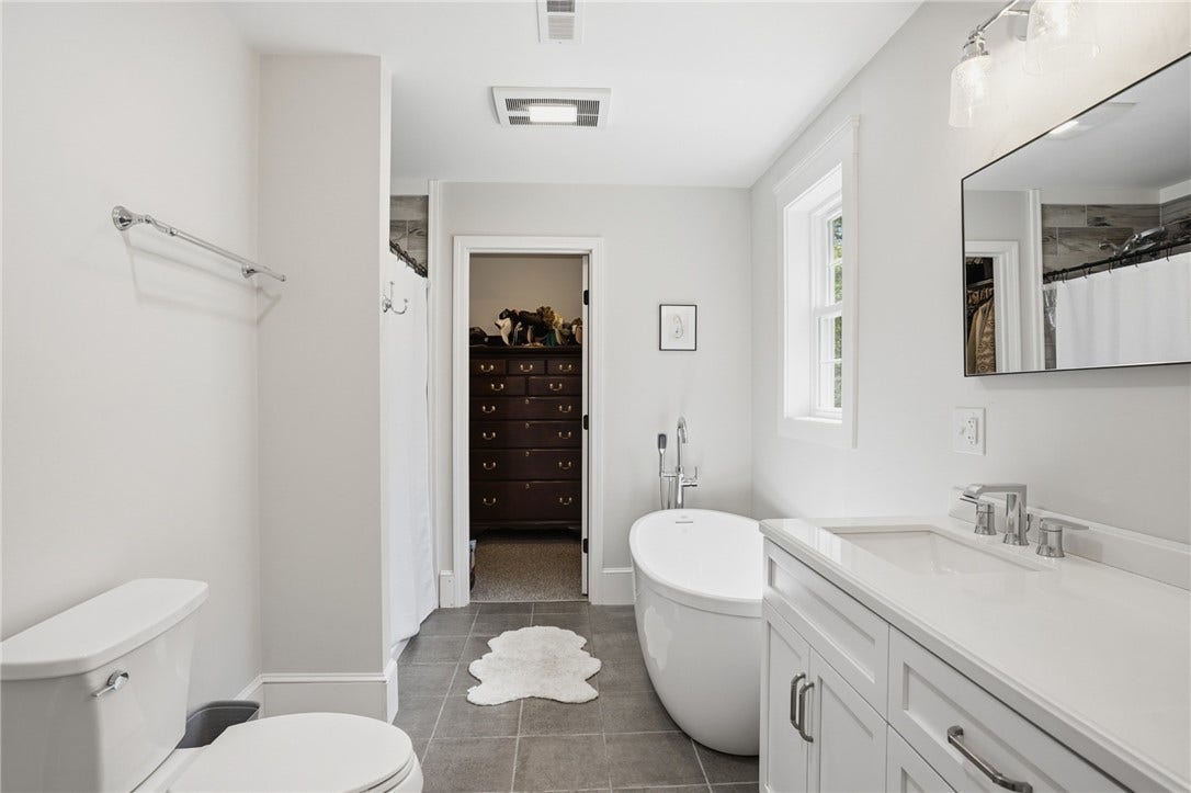 130 Jackson Schoolhouse Road, Burrillville, RI 02859 130 Jackson Schoolhouse Road, Burrillville, RI 02859