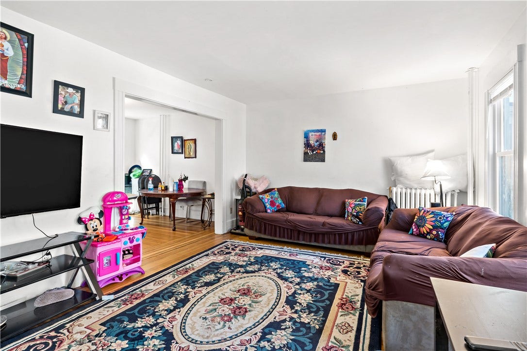 15 Kilburn Ct Court, Newport, RI 02840 15 Kilburn Ct Court, Newport, RI 02840