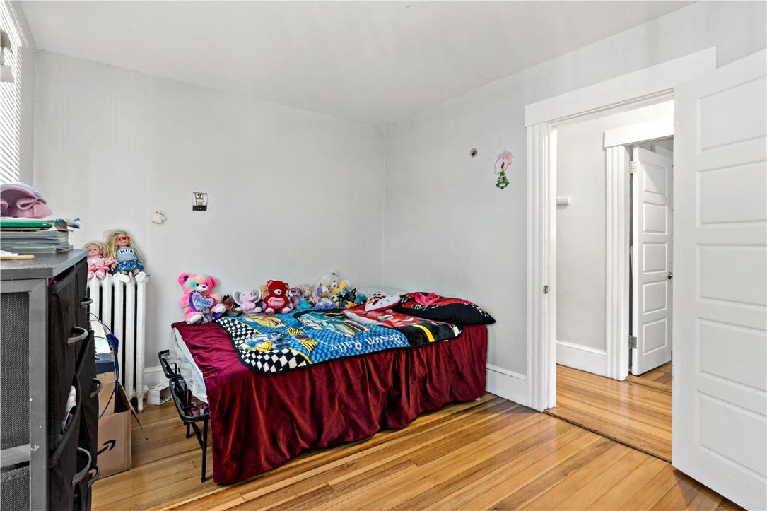 15 Kilburn Ct Court, Newport, RI 02840 15 Kilburn Ct Court, Newport, RI 02840