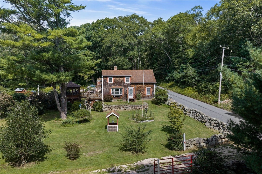 45 North Road, Hopkinton, RI 02833 45 North Road, Hopkinton, RI 02833