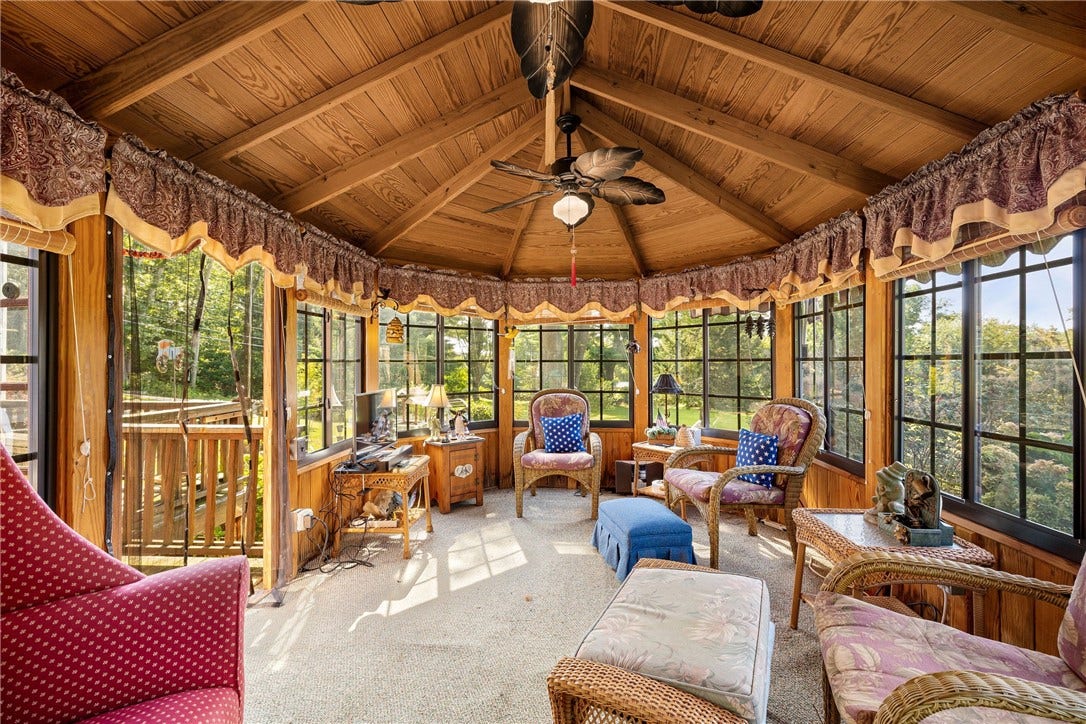 45 North Road, Hopkinton, RI 02833 45 North Road, Hopkinton, RI 02833