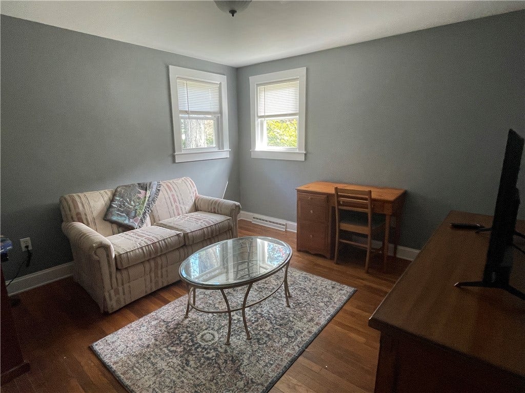 25 Waite Court, North Kingstown, RI 02852 25 Waite Court, North Kingstown, RI 02852