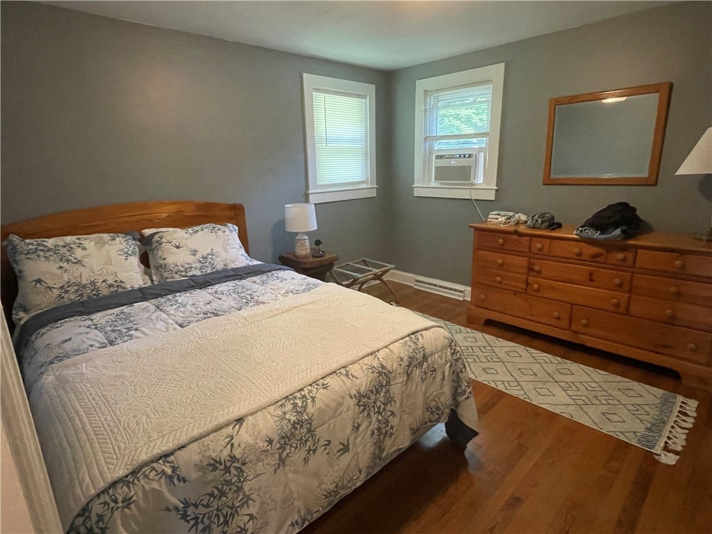 25 Waite Court, North Kingstown, RI 02852 25 Waite Court, North Kingstown, RI 02852