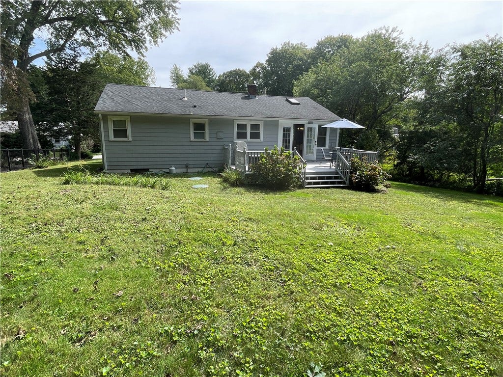 25 Waite Court, North Kingstown, RI 02852 25 Waite Court, North Kingstown, RI 02852
