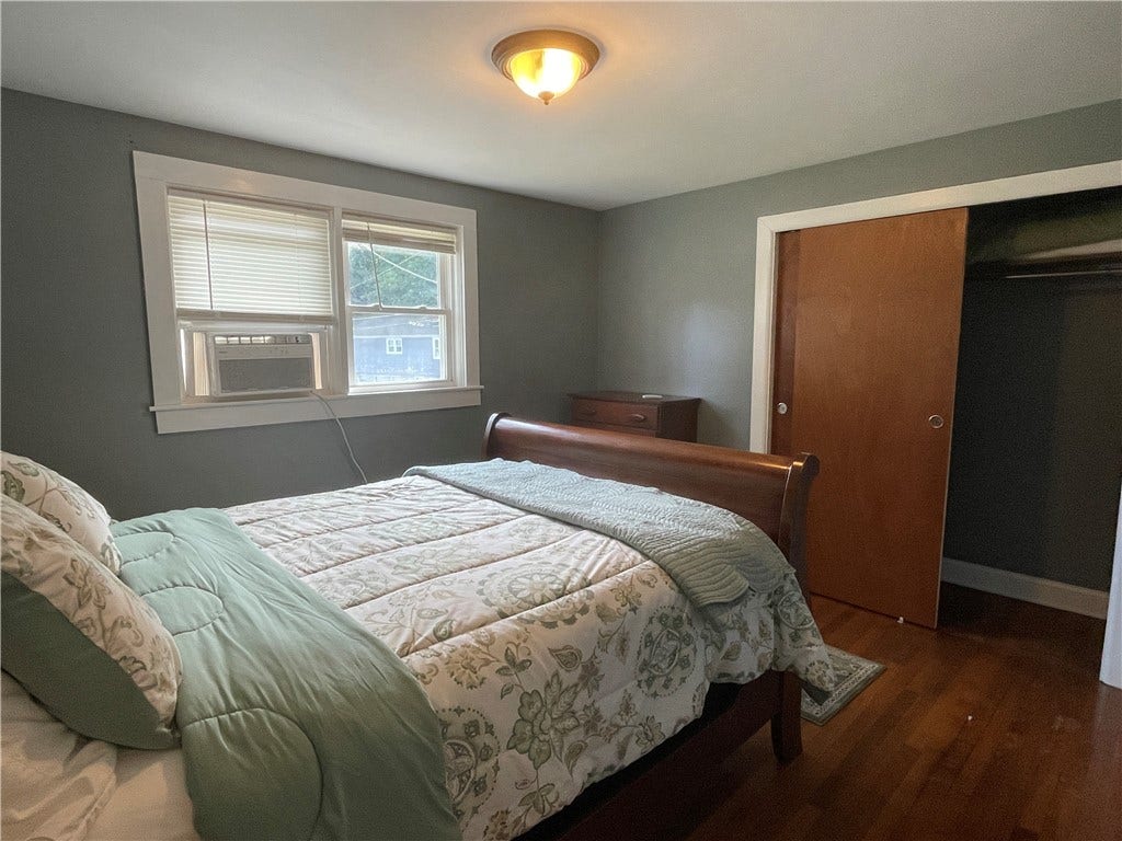 25 Waite Court, North Kingstown, RI 02852 25 Waite Court, North Kingstown, RI 02852