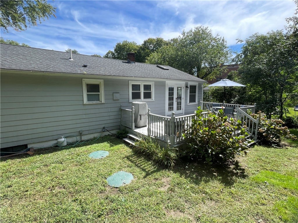 25 Waite Court, North Kingstown, RI 02852 25 Waite Court, North Kingstown, RI 02852
