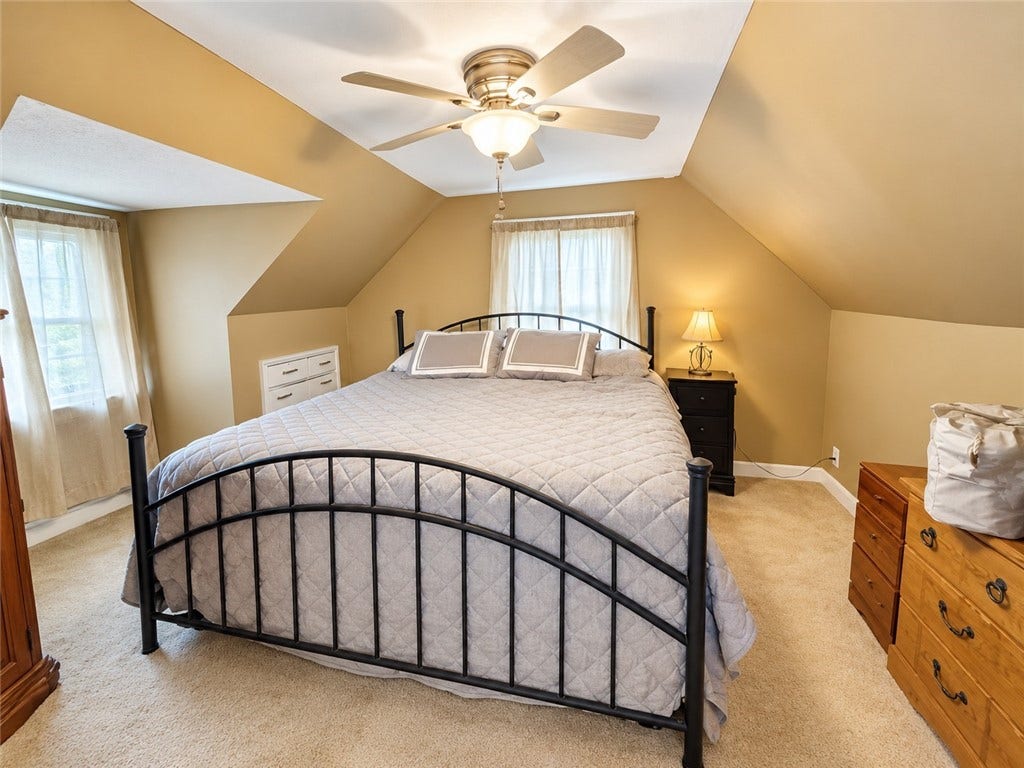 220 Sachem Road, North Kingstown, RI 02852 220 Sachem Road, North Kingstown, RI 02852
