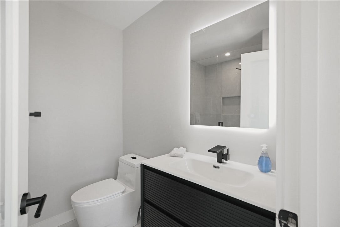 259 Taylor Road, Portsmouth, RI 02871 259 Taylor Road, Portsmouth, RI 02871