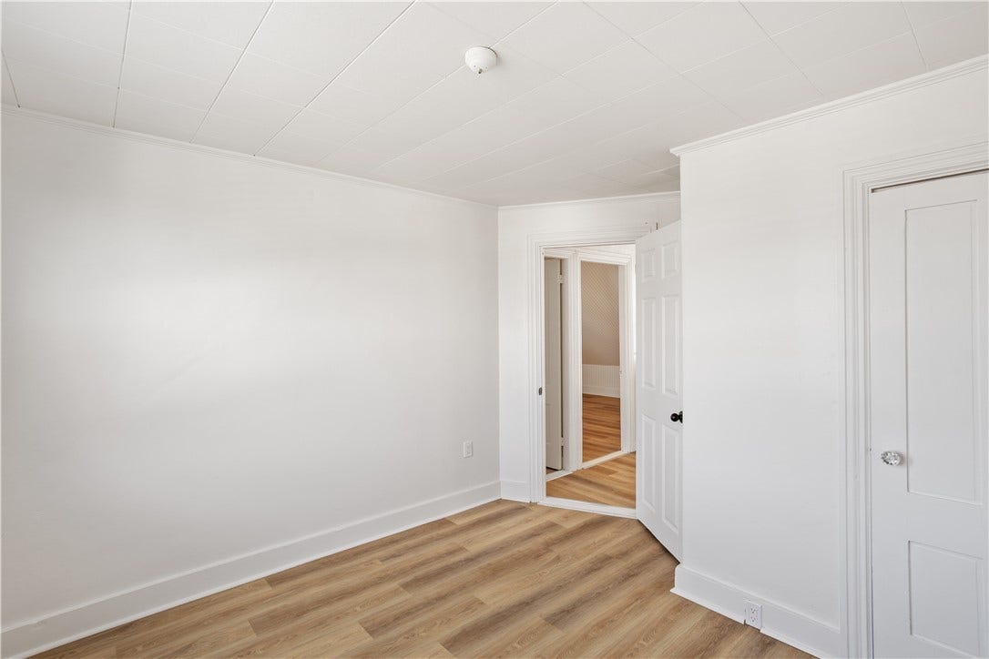 37 Lincoln Avenue, #3, Bristol, RI 02809