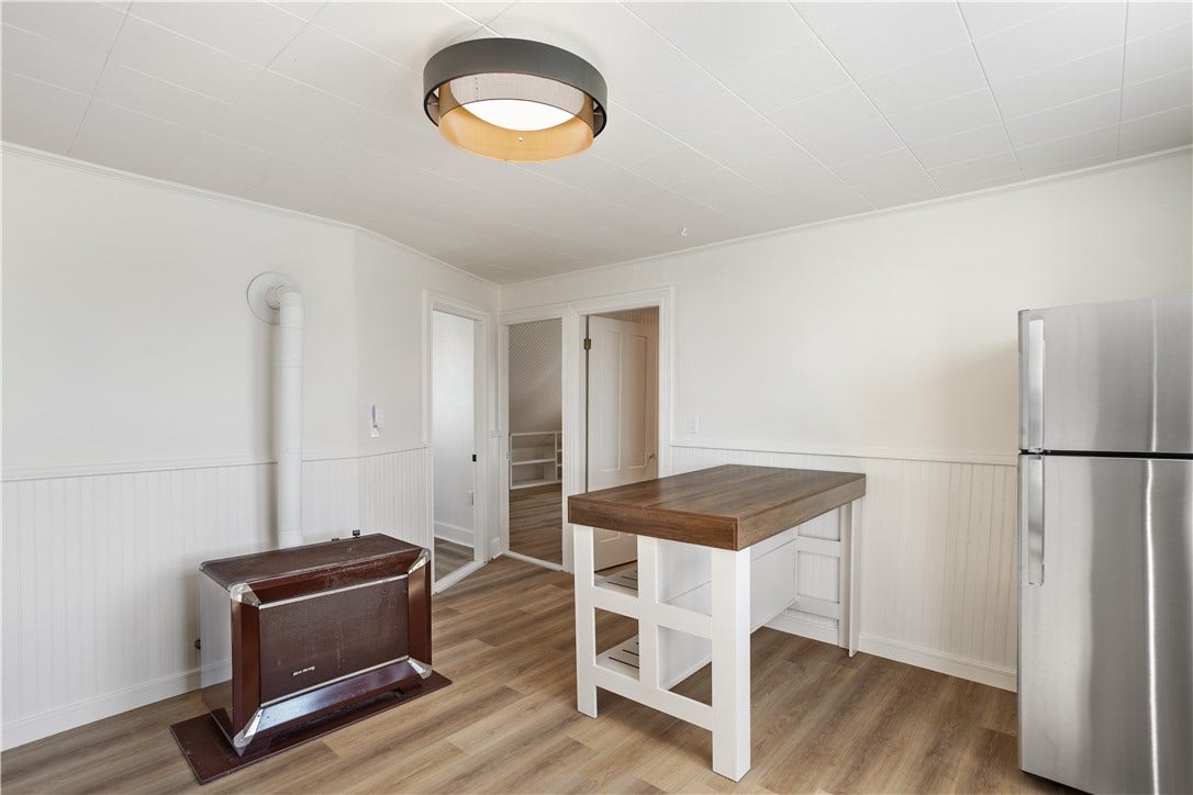 37 Lincoln Avenue, #3, Bristol, RI 02809