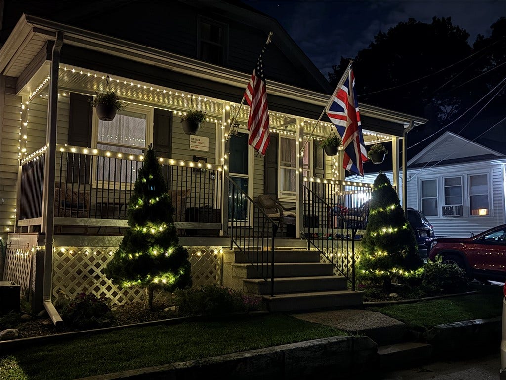 27 Cecile Street, Lincoln, RI 02865