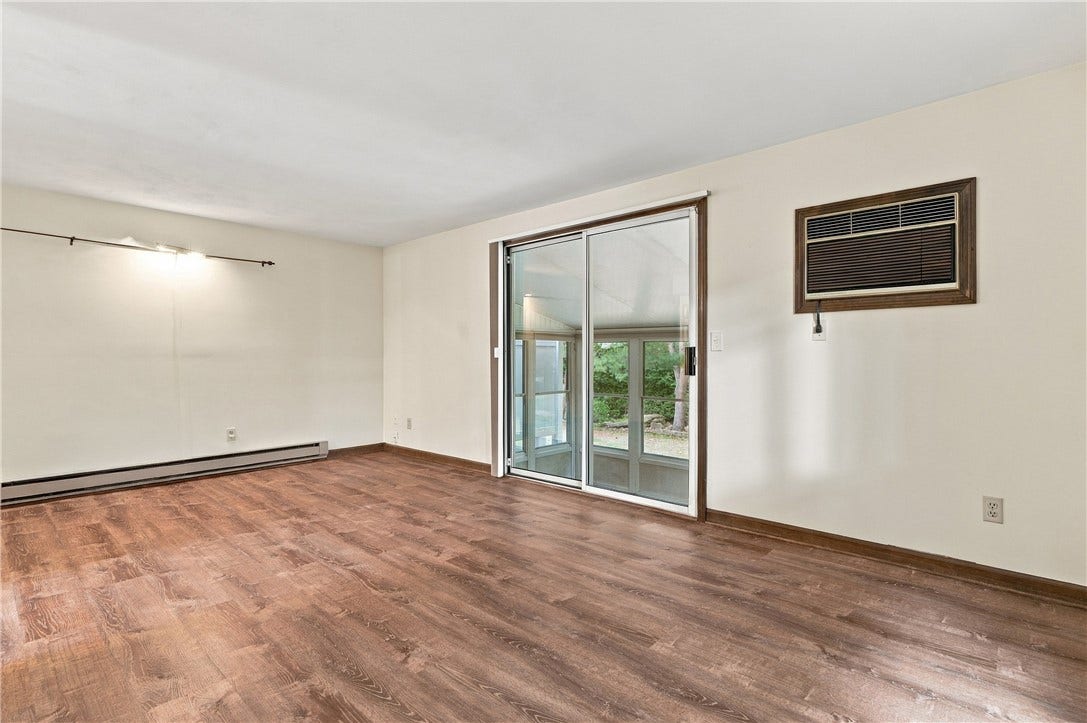 127 Pleasant View Avenue, #40, Smithfield, RI 02917