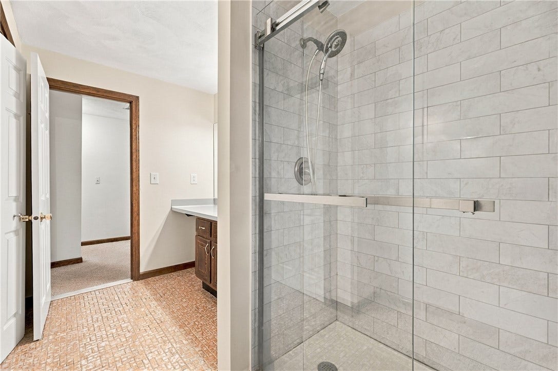 127 Pleasant View Avenue, #40, Smithfield, RI 02917