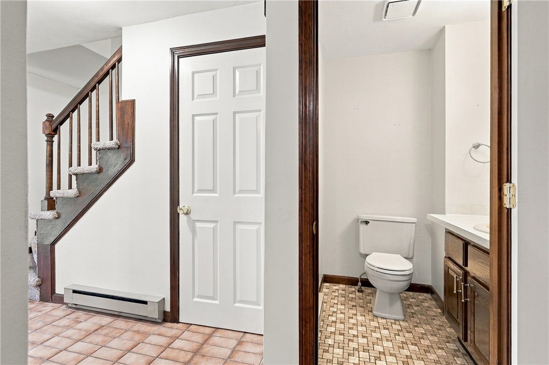 127 Pleasant View Avenue, #40, Smithfield, RI 02917
