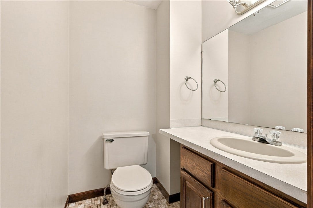127 Pleasant View Avenue, #40, Smithfield, RI 02917