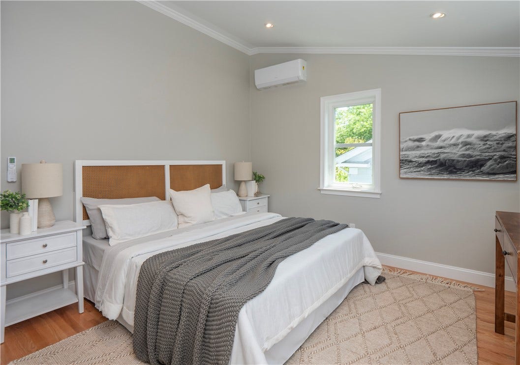 31 Prescott Hall Road, Newport, RI 02840 31 Prescott Hall Road, Newport, RI 02840