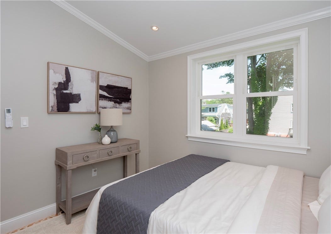 31 Prescott Hall Road, Newport, RI 02840 31 Prescott Hall Road, Newport, RI 02840