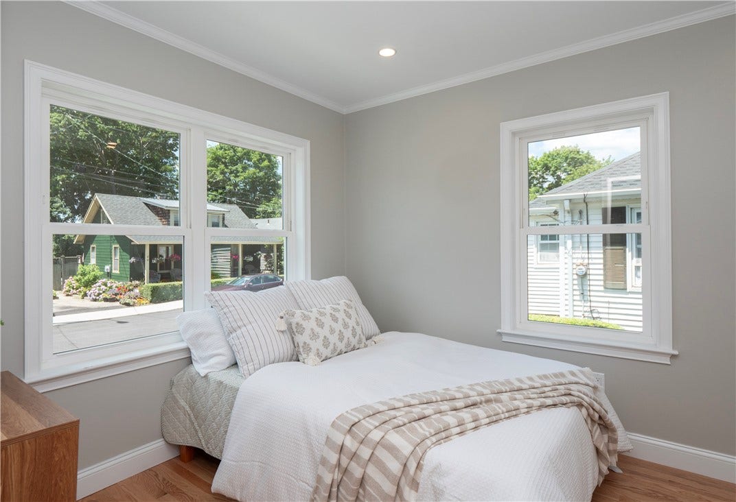 31 Prescott Hall Road, Newport, RI 02840 31 Prescott Hall Road, Newport, RI 02840