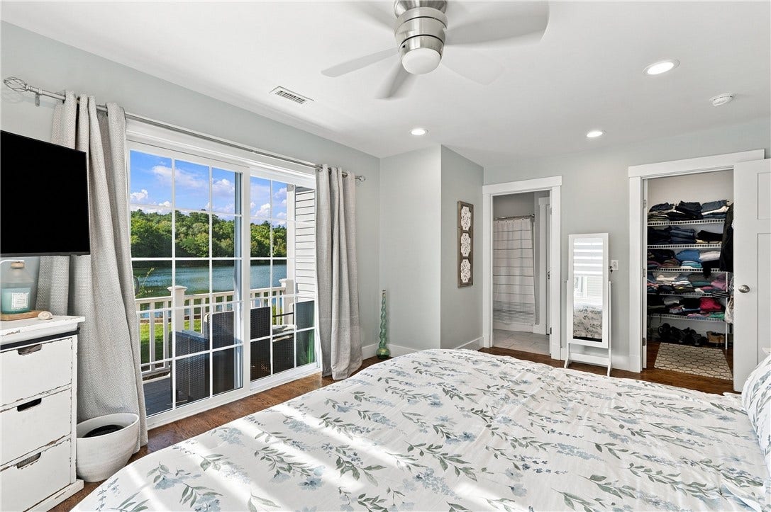 1 Desiree Court, #F, Smithfield, RI 02917 1 Desiree Court, #F, Smithfield, RI 02917