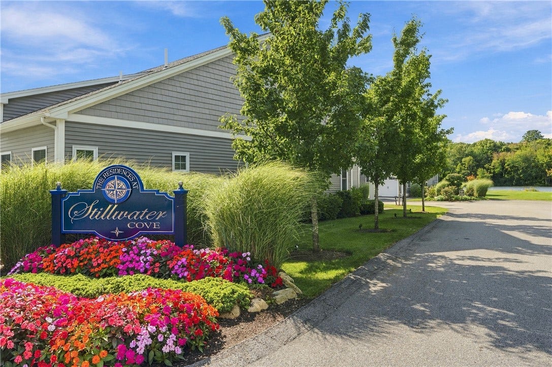 1 Desiree Court, #F, Smithfield, RI 02917 1 Desiree Court, #F, Smithfield, RI 02917