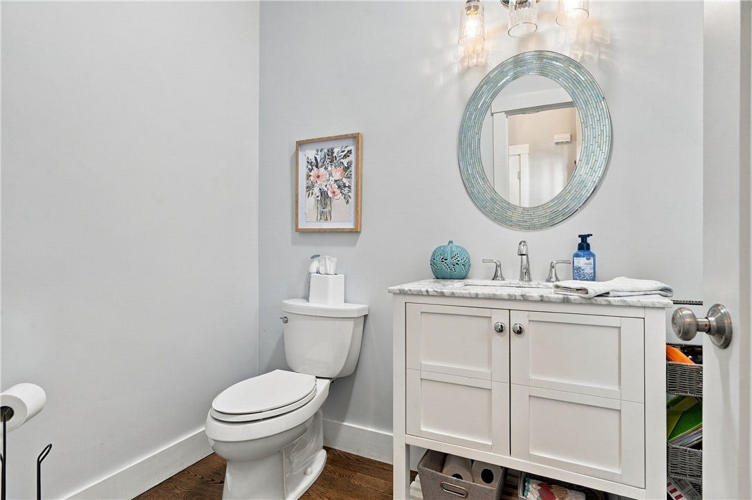 1 Desiree Court, #F, Smithfield, RI 02917 1 Desiree Court, #F, Smithfield, RI 02917