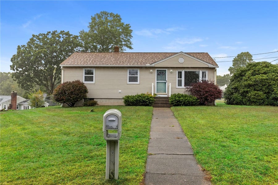 Property photo for 53 Fairgreen Drive, West Warwick, RI