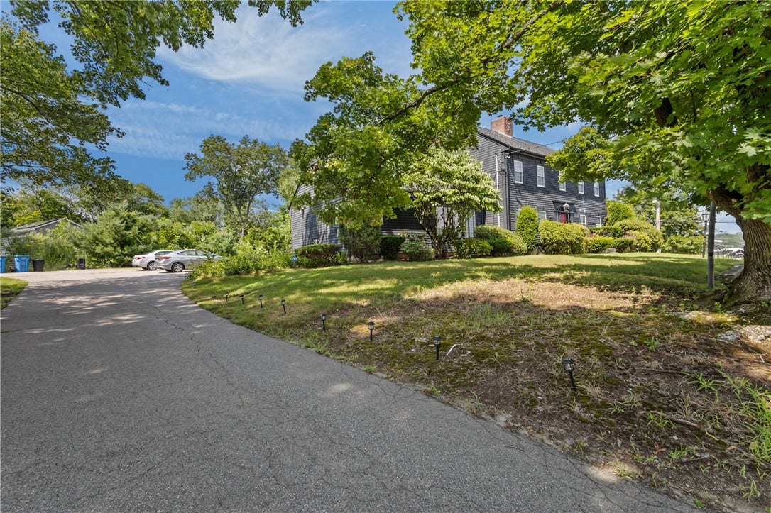 1 Sayles Hill Road, Lincoln, RI 02838 1 Sayles Hill Road, Lincoln, RI 02838
