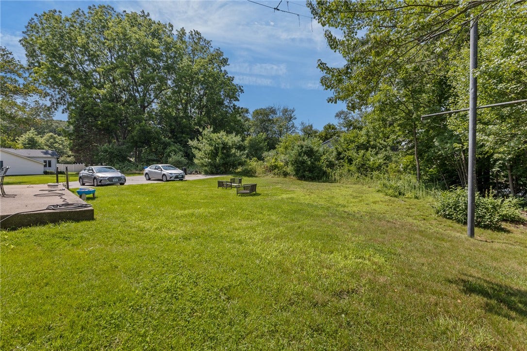 1 Sayles Hill Road, Lincoln, RI 02838 1 Sayles Hill Road, Lincoln, RI 02838