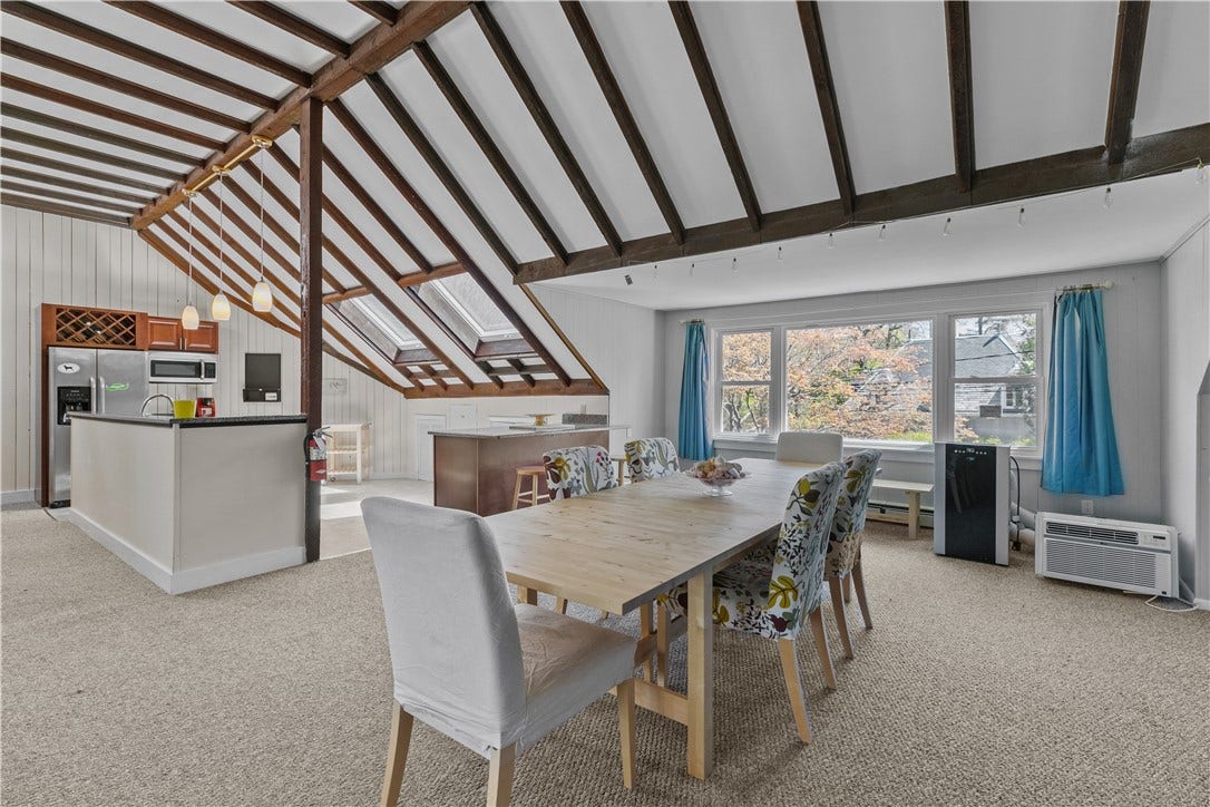 167 Coggeshall Avenue, #E, Newport, RI 02840 167 Coggeshall Avenue, #E, Newport, RI 02840