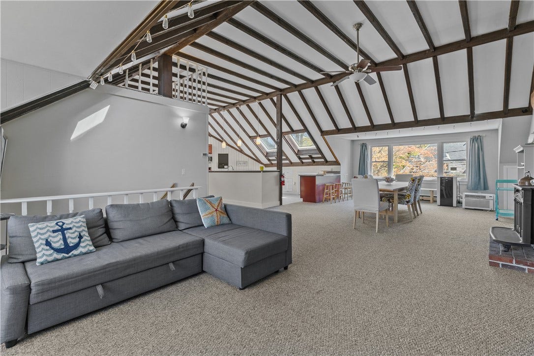 167 Coggeshall Avenue, #E, Newport, RI 02840 167 Coggeshall Avenue, #E, Newport, RI 02840