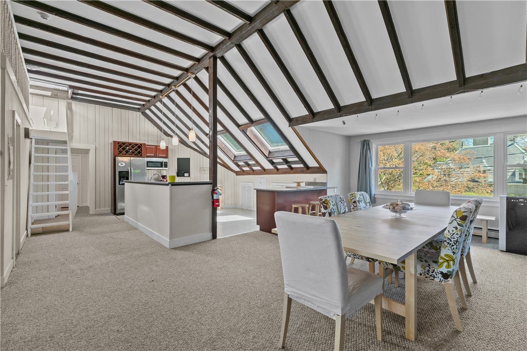 167 Coggeshall Avenue, #E, Newport, RI 02840 167 Coggeshall Avenue, #E, Newport, RI 02840