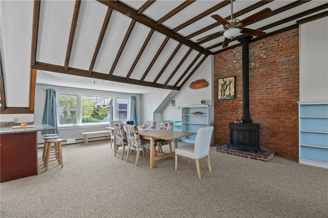 167 Coggeshall Avenue, #E, Newport, RI 02840 167 Coggeshall Avenue, #E, Newport, RI 02840