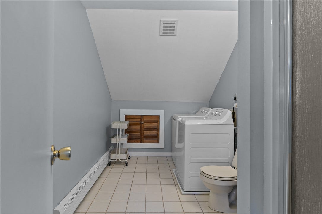 167 Coggeshall Avenue, #E, Newport, RI 02840 167 Coggeshall Avenue, #E, Newport, RI 02840