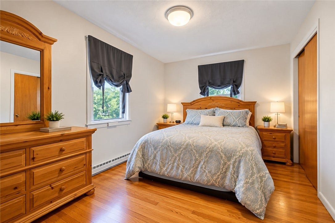24 Parkside Way, North Kingstown, RI 02852 24 Parkside Way, North Kingstown, RI 02852